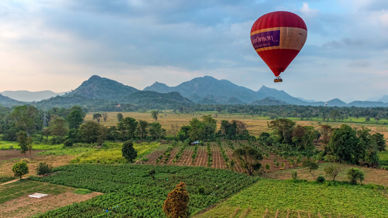 Hot Air Ballooning from Kandalama City