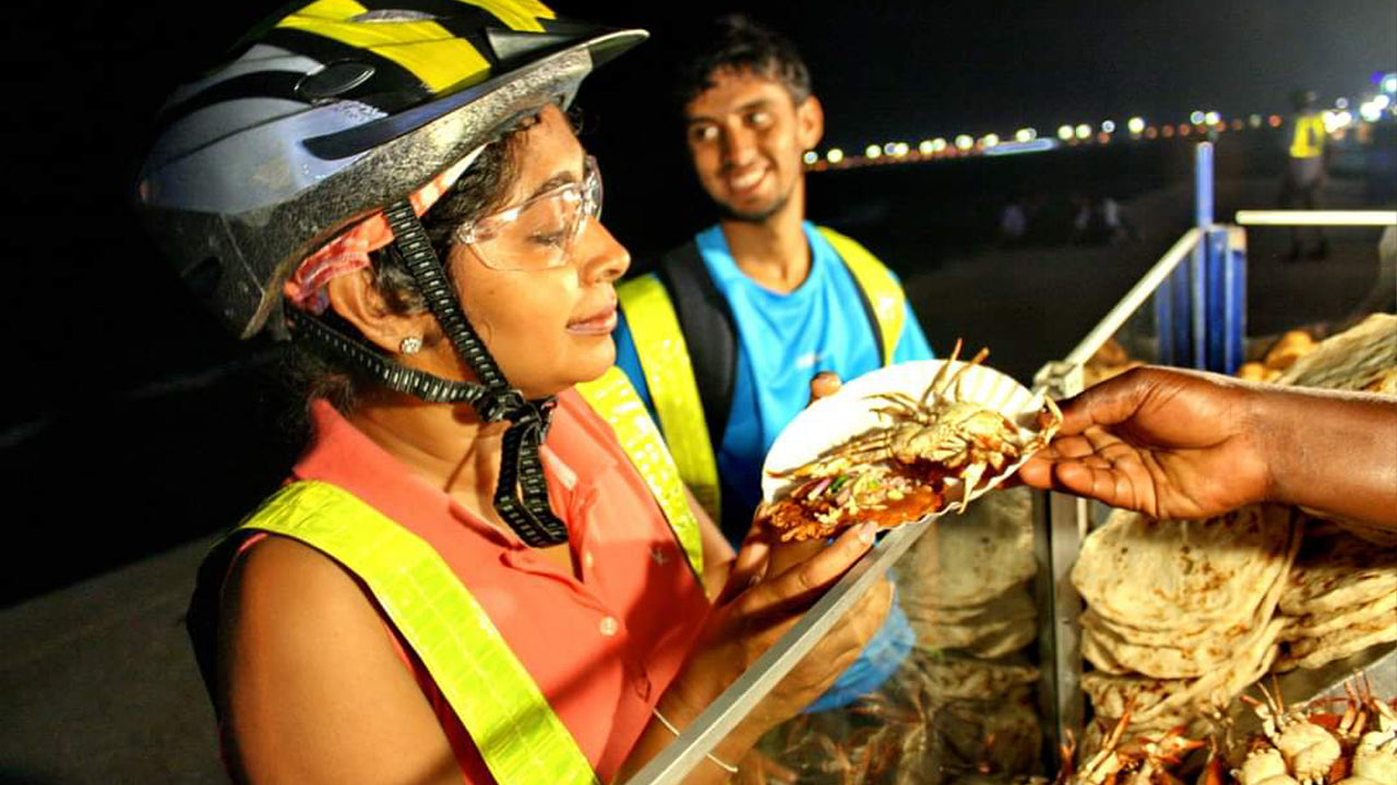 Streetfood Cycling Tour from Colombo City