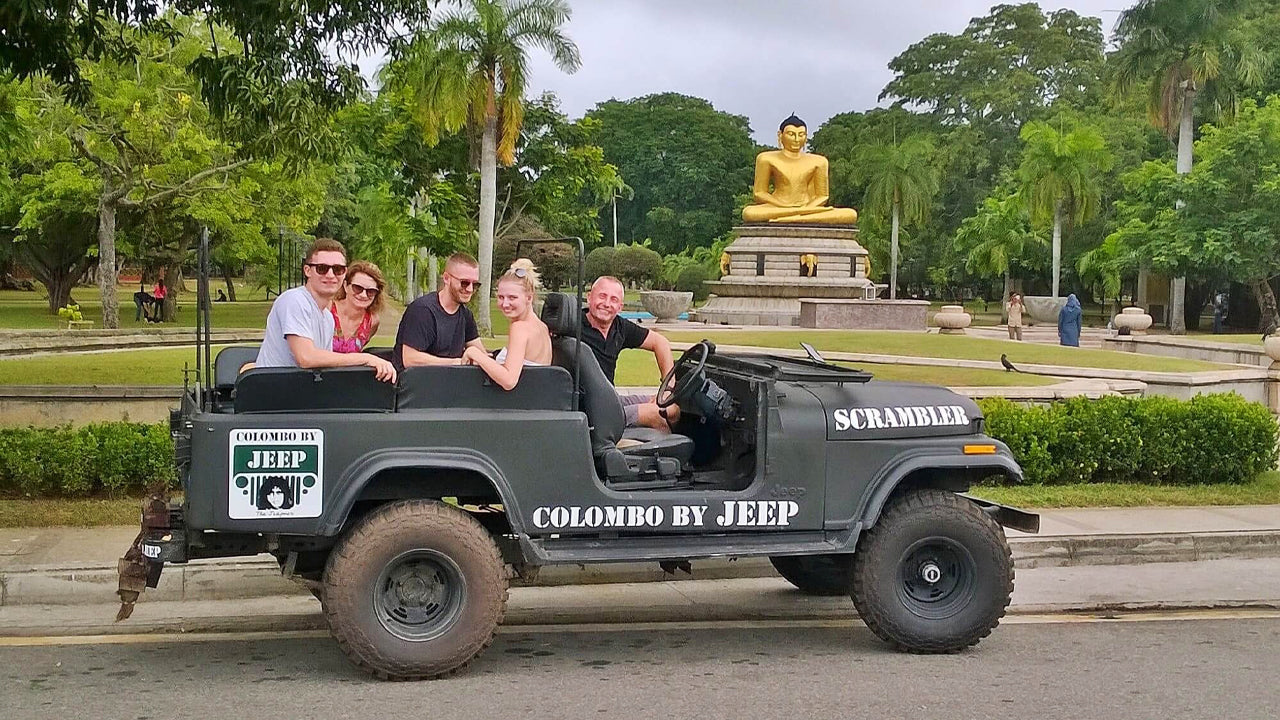 Colombo City Tour by War Jeep from Colombo (LKCMB) Seaport