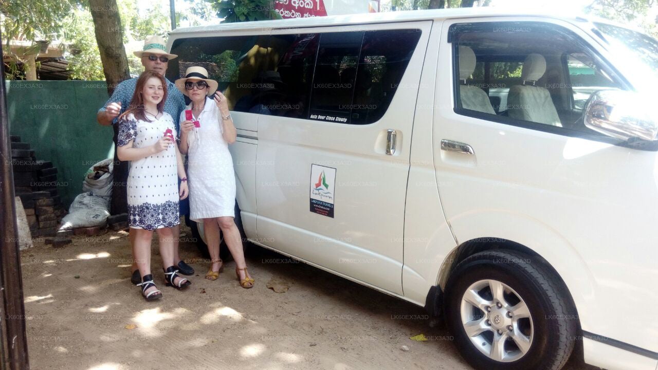 Nuwara Eliya City to Colombo City Private Transfer with Rafting Adventure