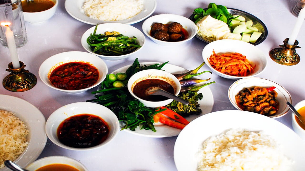 Cooking Experience from Tissamaharama City