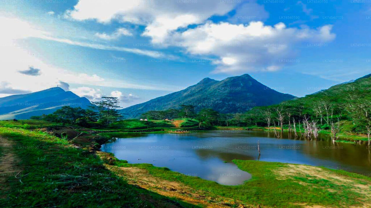 Hiking to Riverston Highlands from Matale City