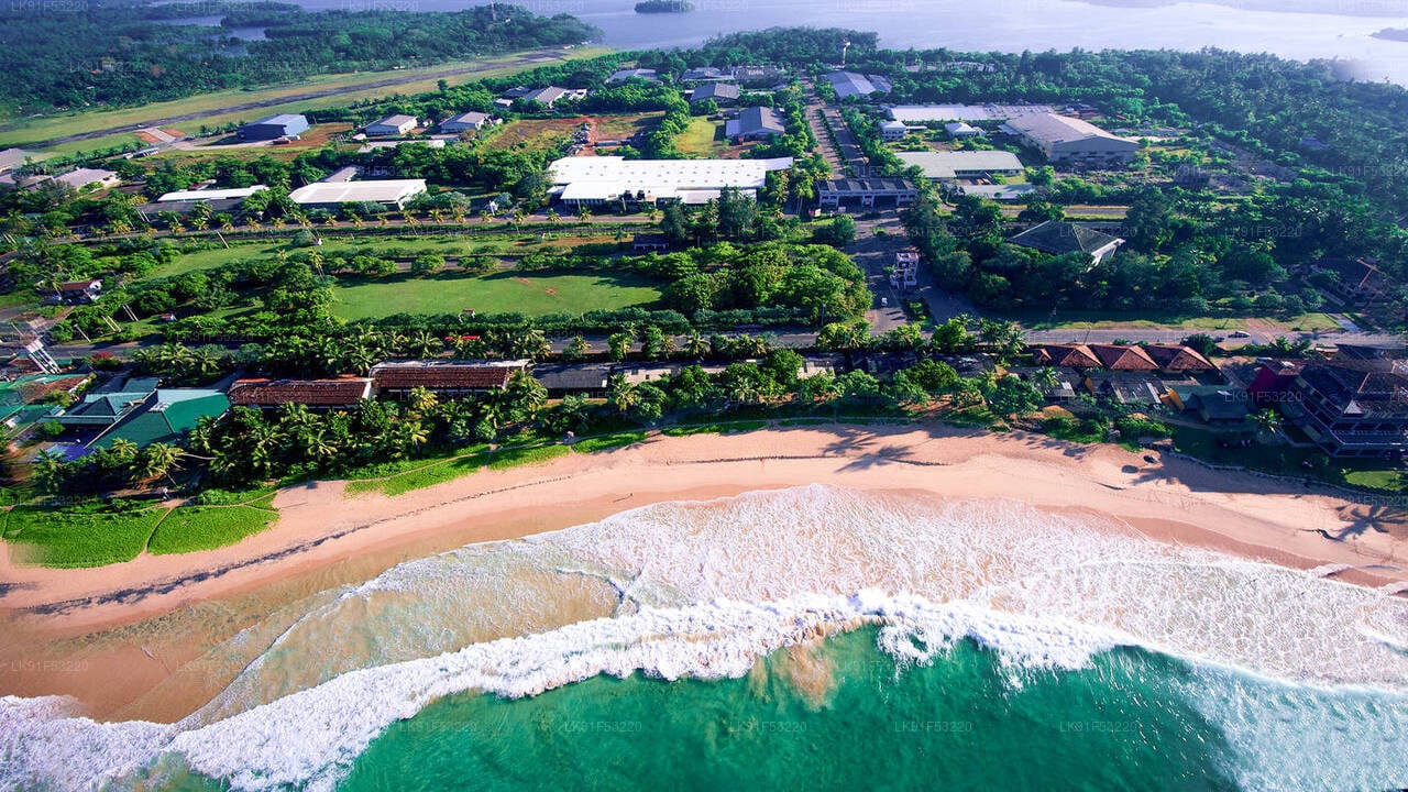 Discover Anuradhapura by Helicopter from Koggala City