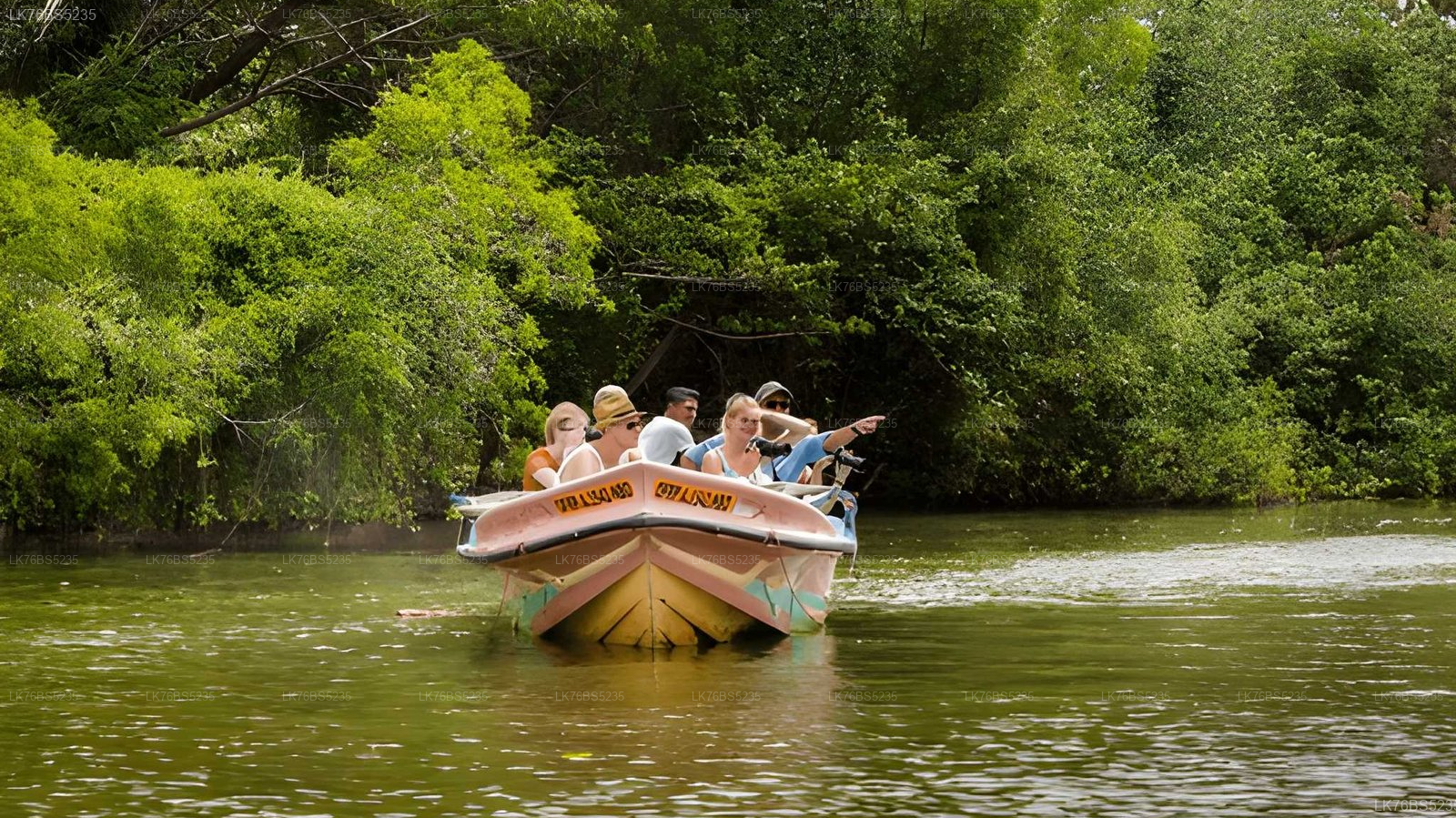 Lagoon Boat Tour from Mawella