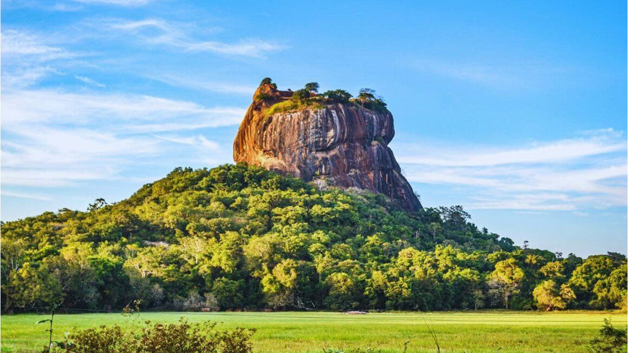 Sigiriya Guided Tour with Entrance Tickets
