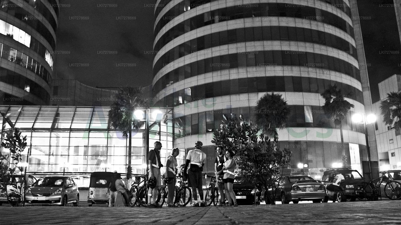 Night Cycling from Colombo City