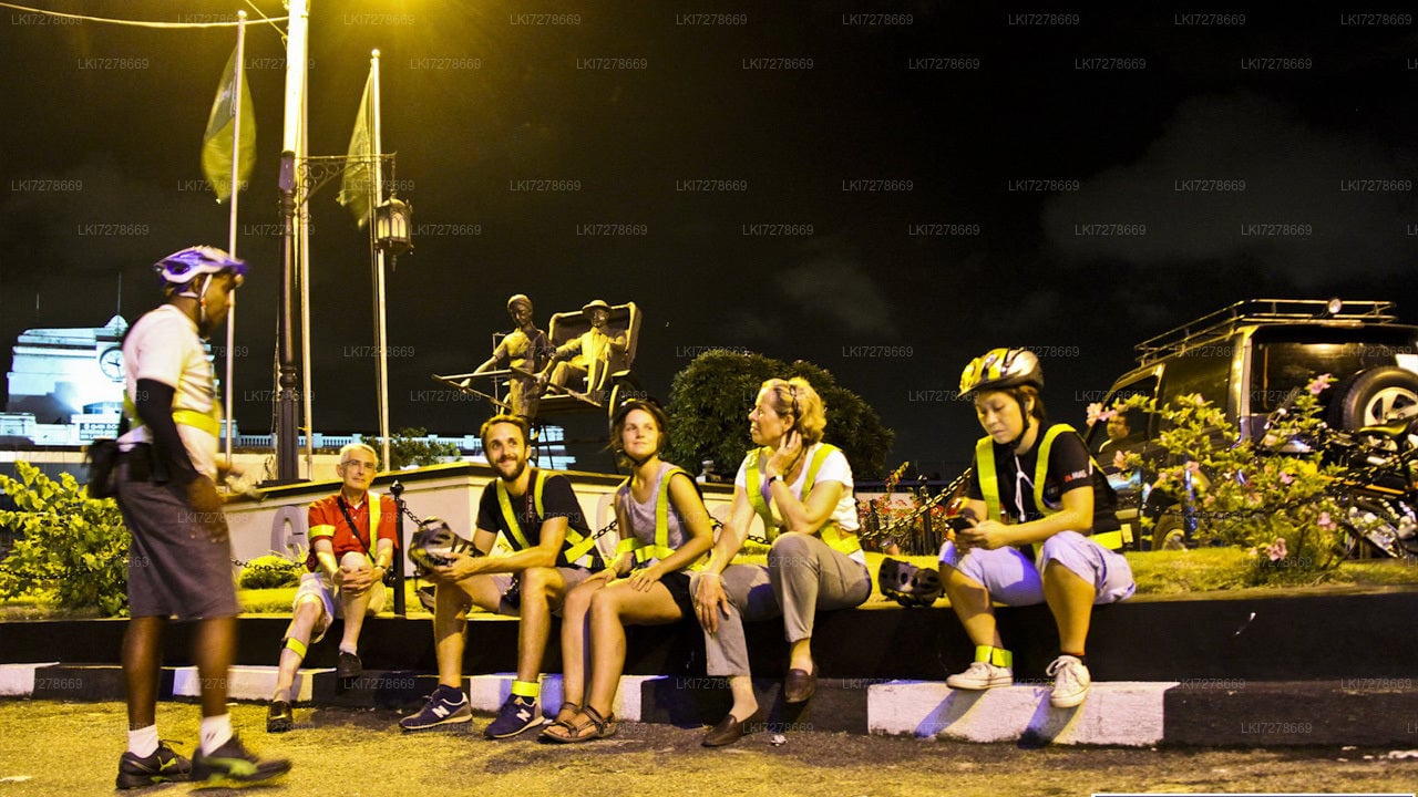Night Cycling from Colombo City