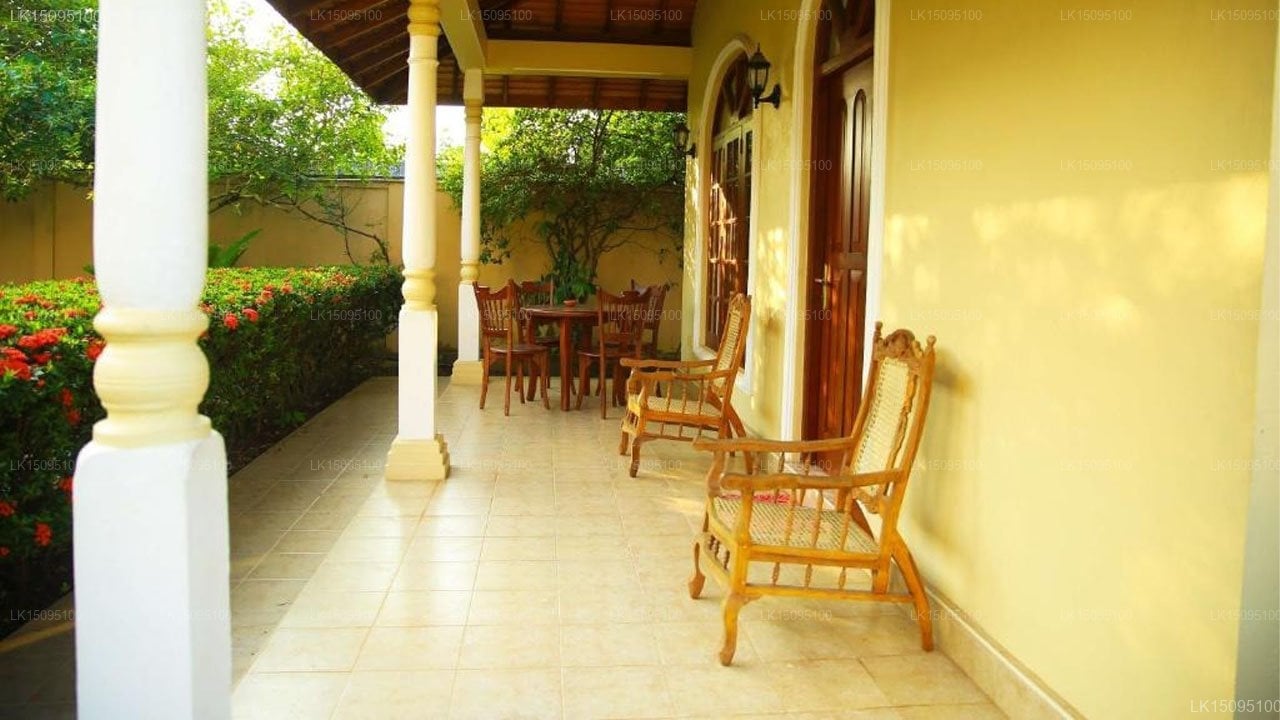 Bentota River Bungalow & Apartment