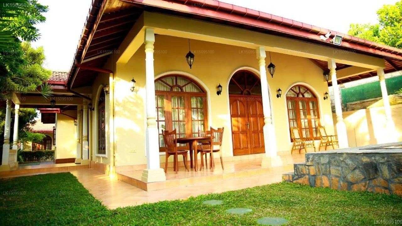 Bentota River Bungalow & Apartment