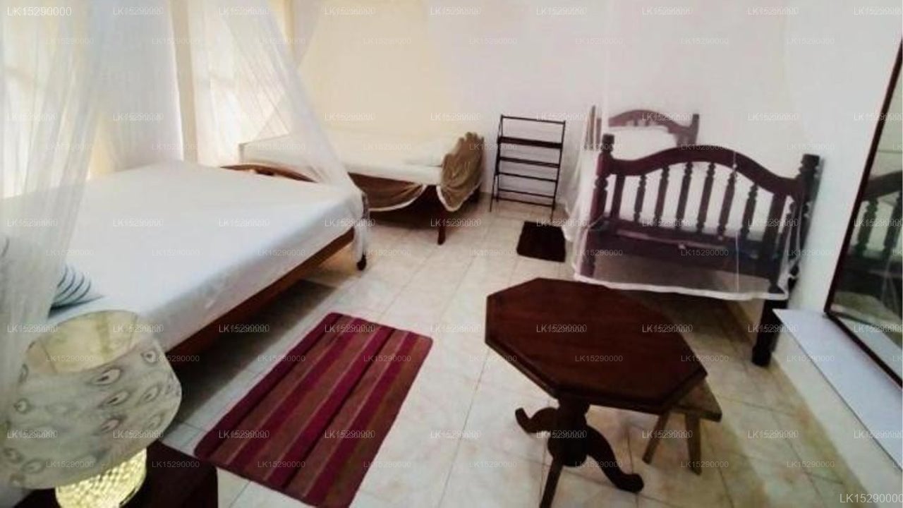 Kadolana Guest House