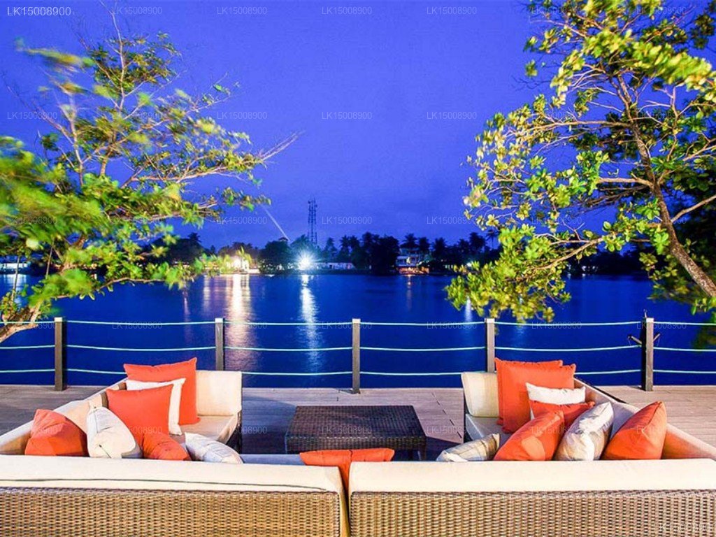 Centara Ceysands Resort & Spa
