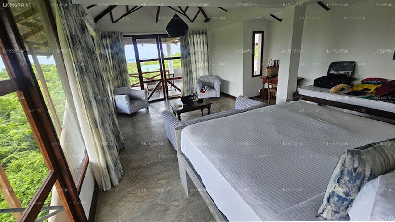 Nagenahira Beach Villa
