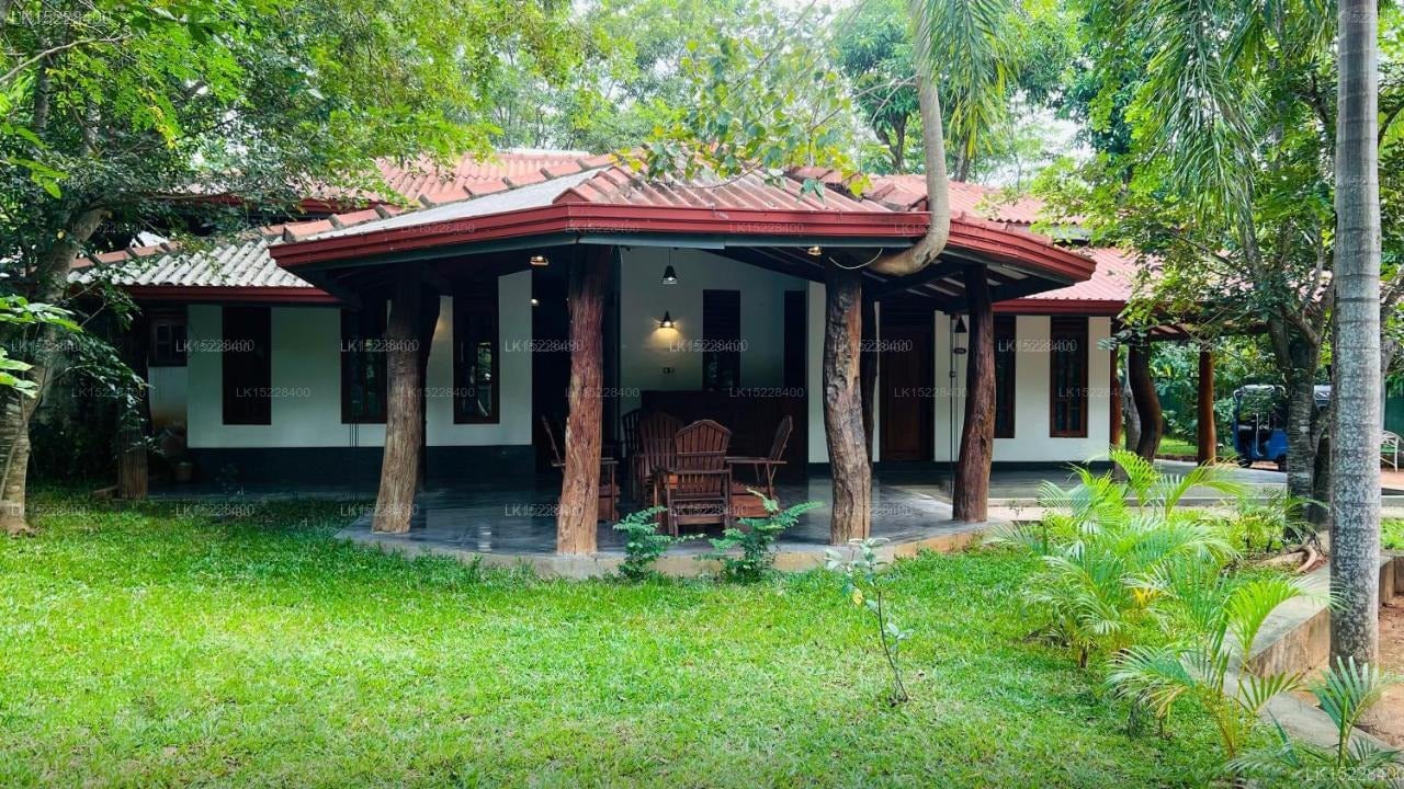 Kingfisher Resort & Retreat