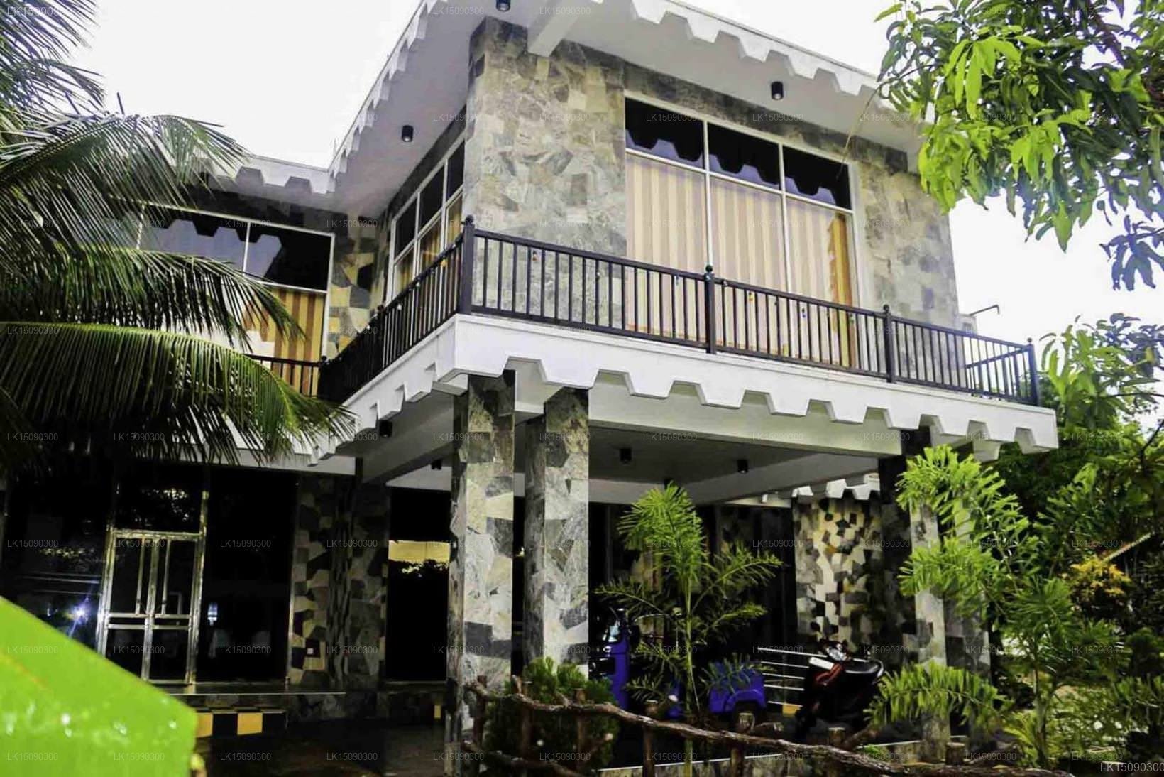 Little Rose Inn