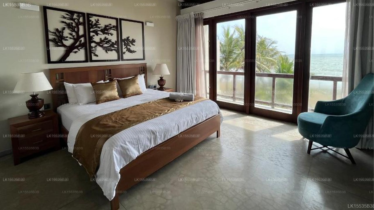 Driftwood Villa