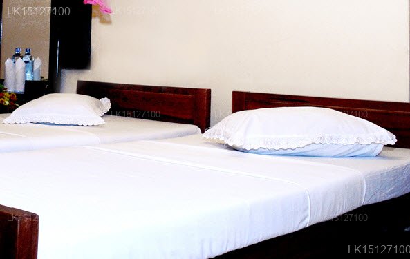 Shanaka Holiday Home