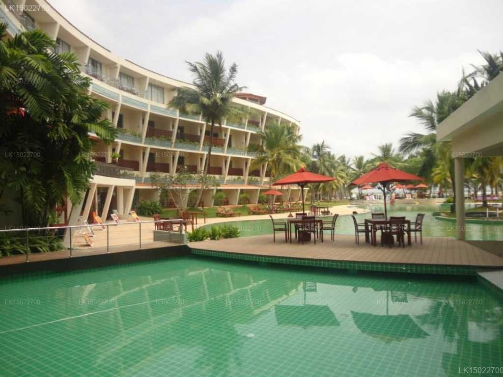 Eden Resort & Spa
