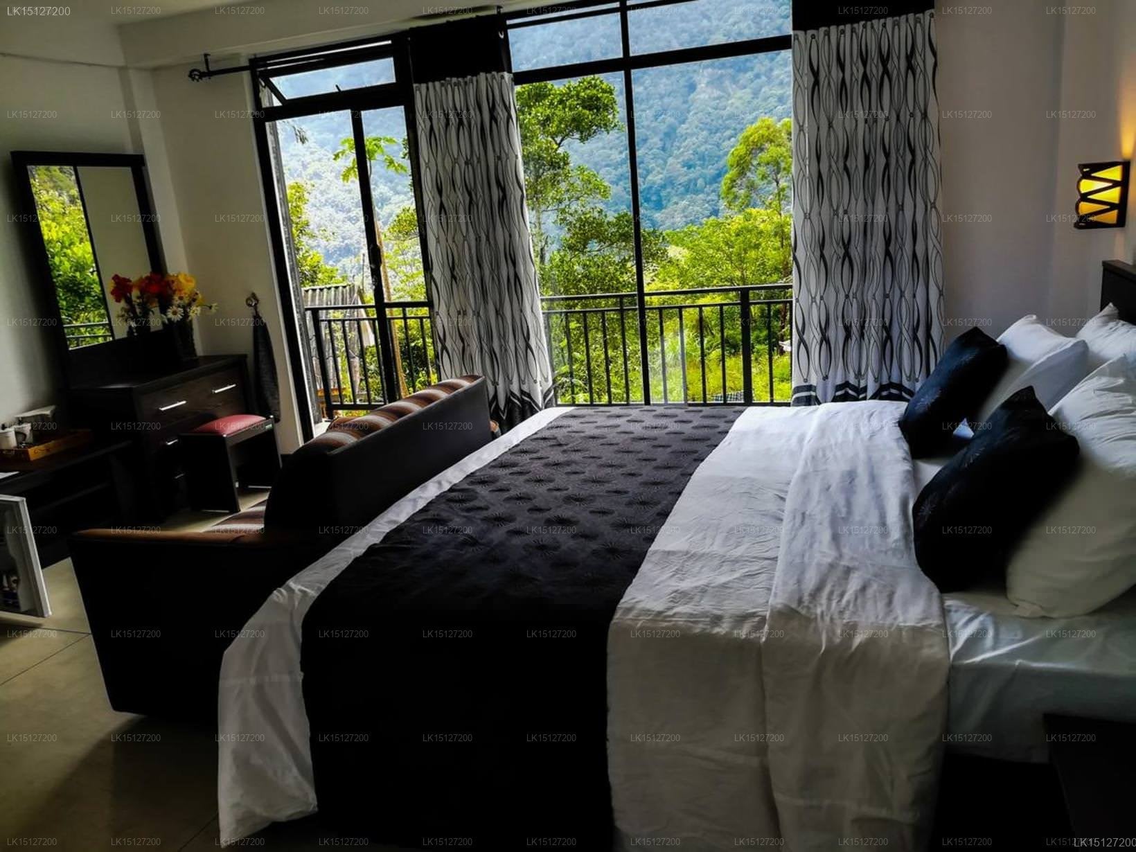 Bambarakanda Eco Holiday Resort
