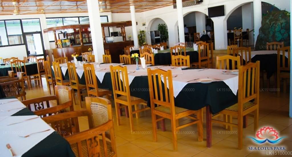 Sea Lotus Park Hotel