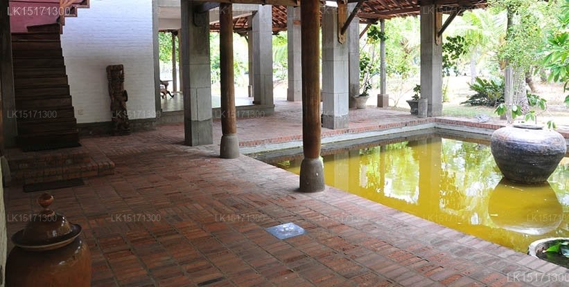 Irana Villa