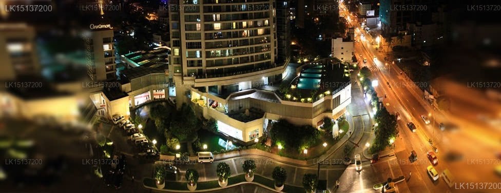 Crescat Apartments