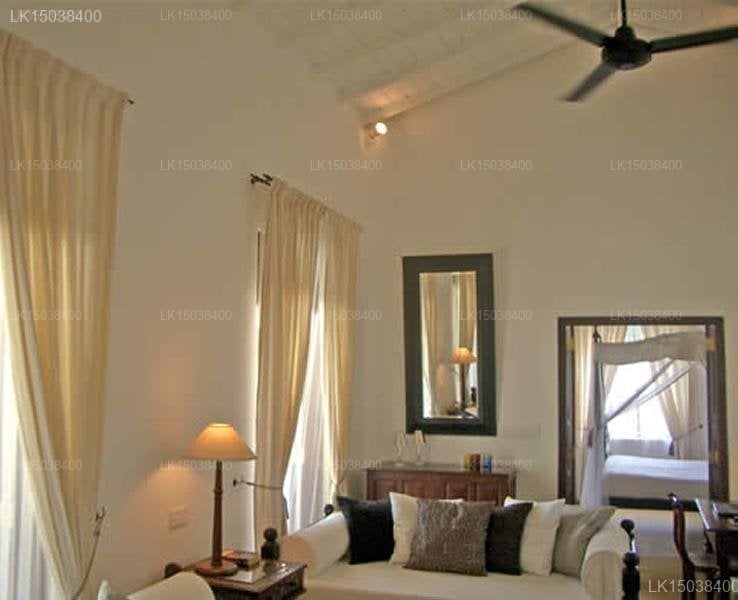 Why House Resort