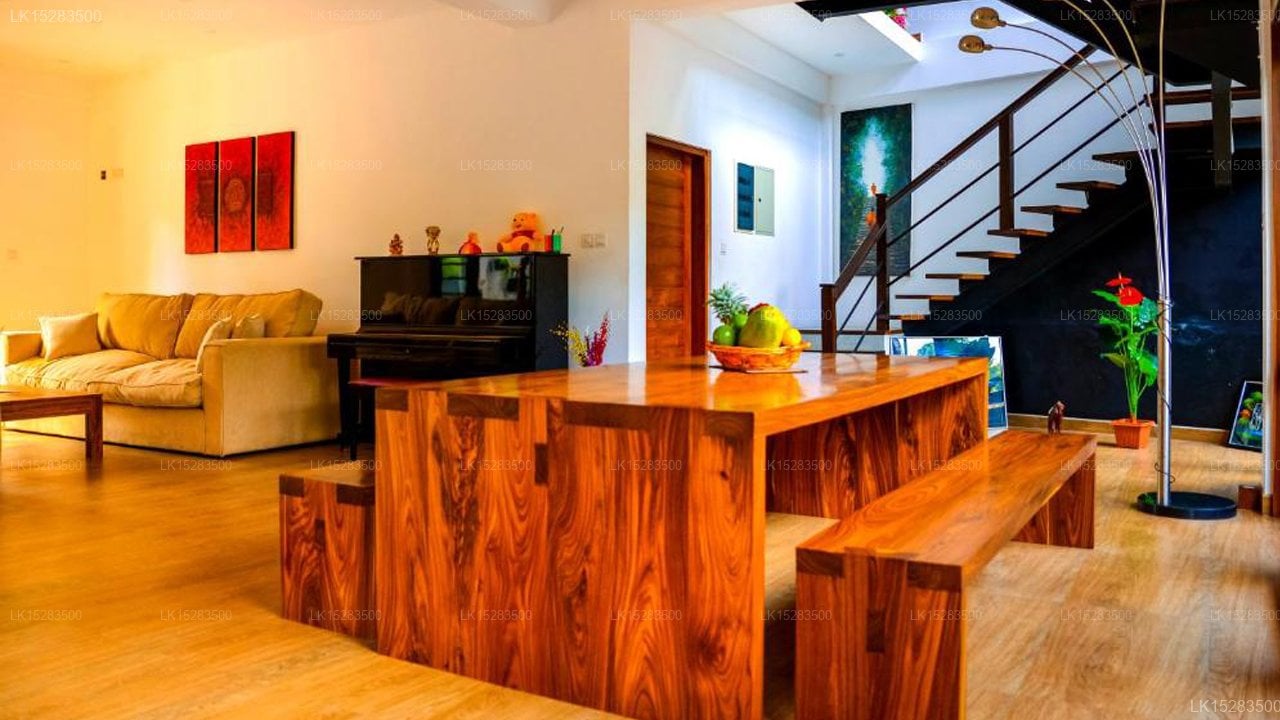 Kings Villa