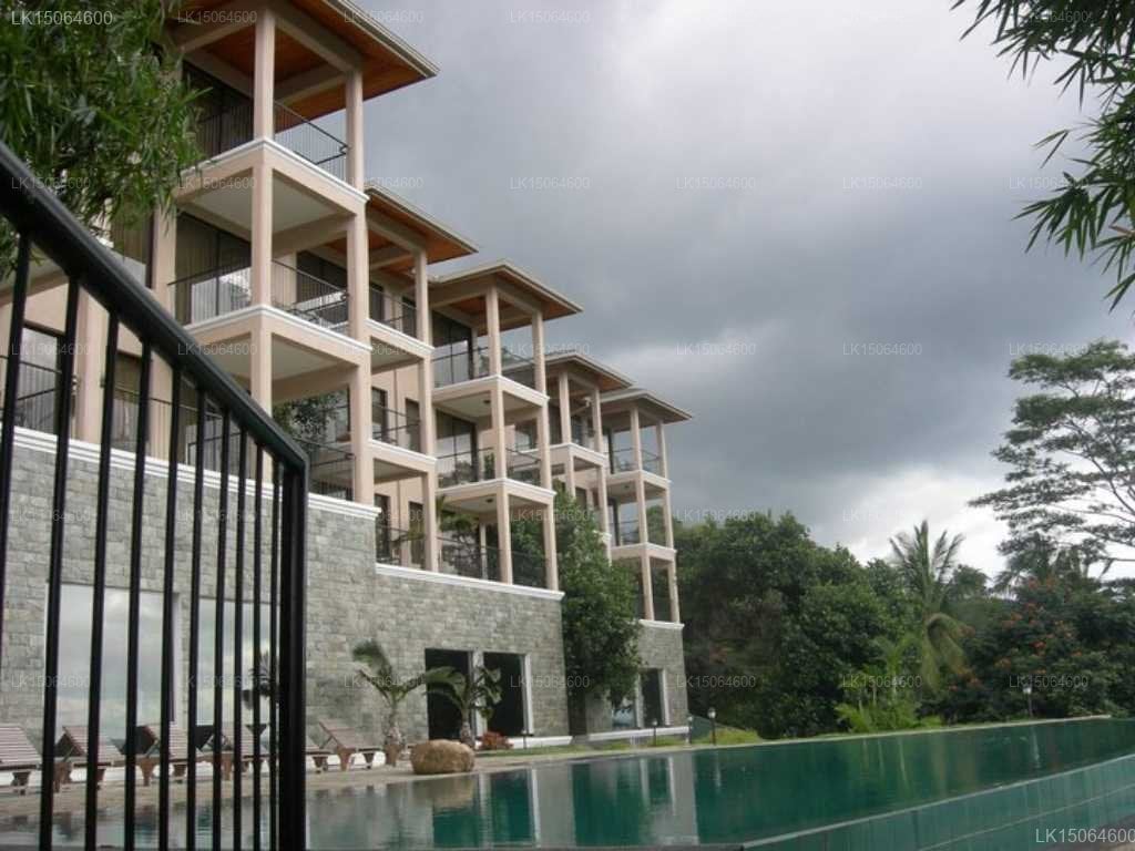 Randholee Luxury Resort