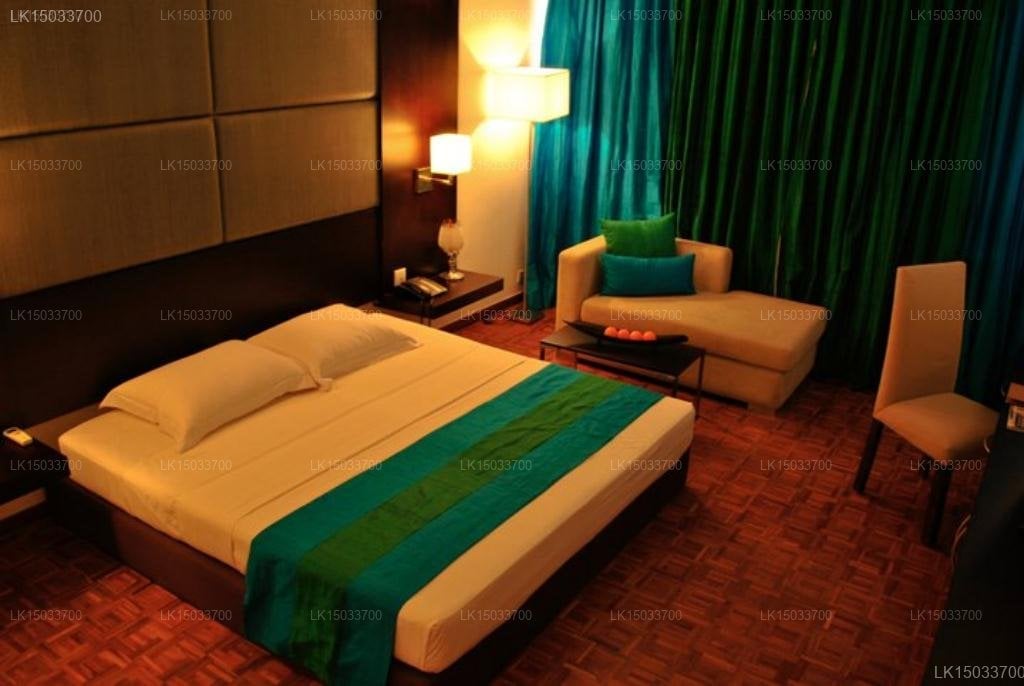 Peacock Beach Hotel, Hambantota