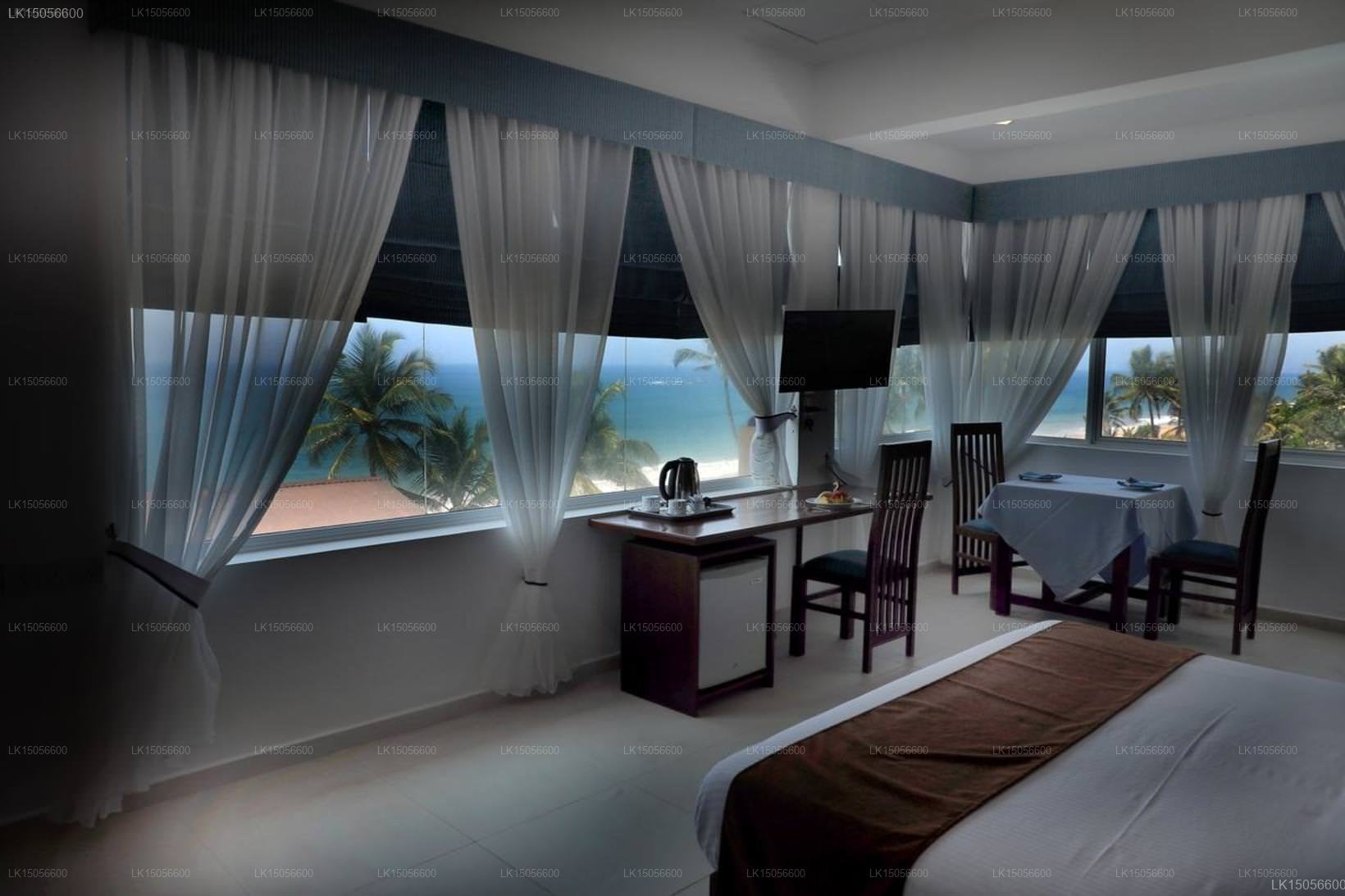 Mount Breeze Hotel