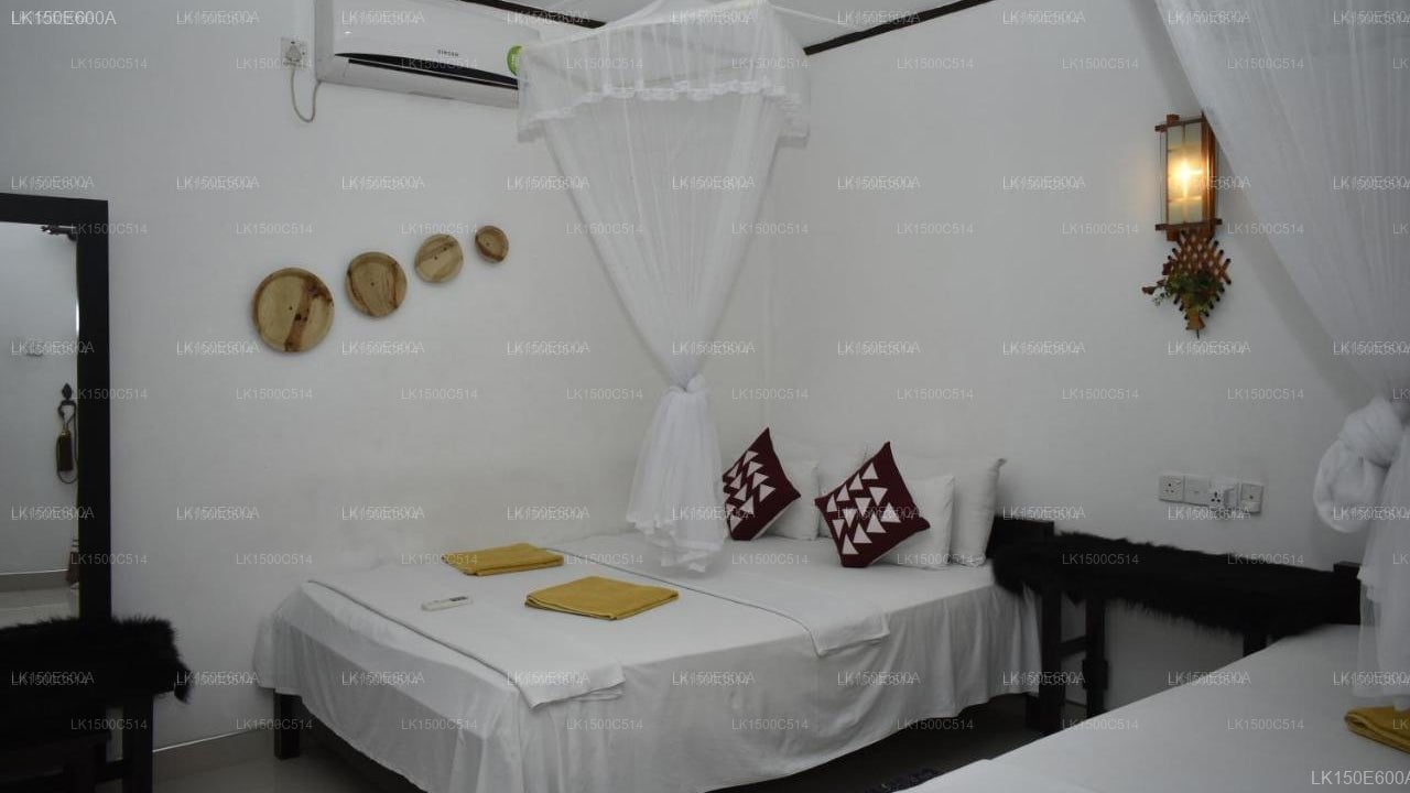 Sigiri Rock Side Home Stay
