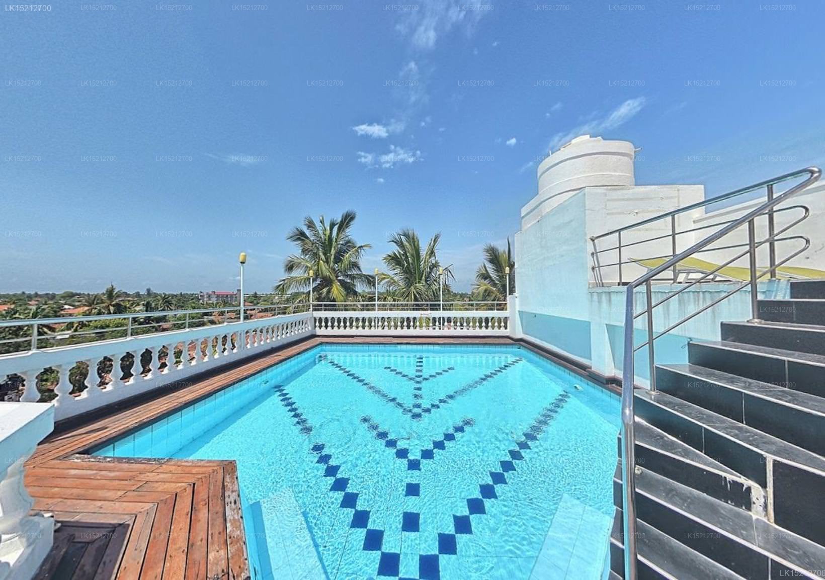 Royal Castle Hotel, Negombo
