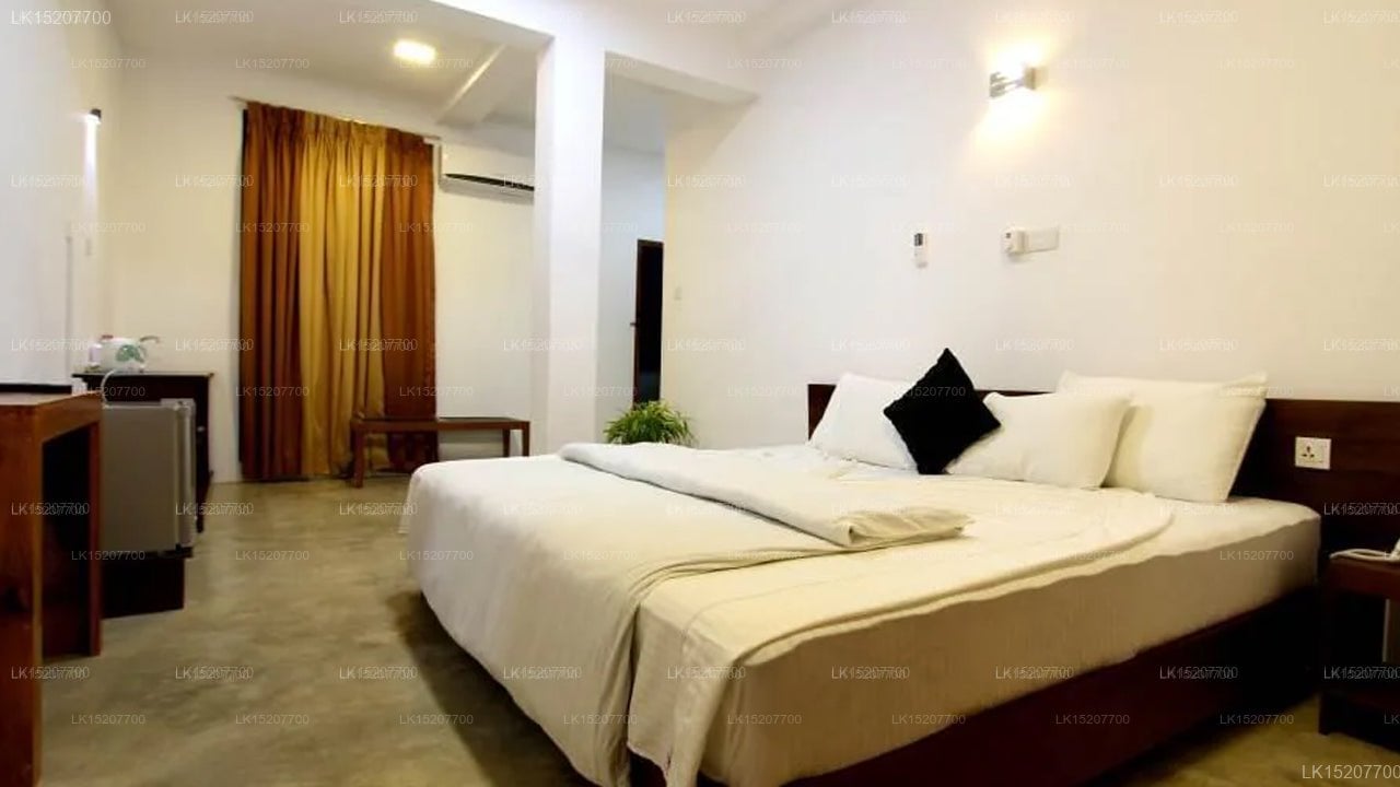 Ella Rock House