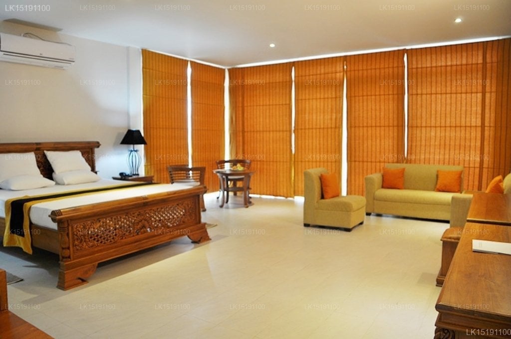 Thompukandam Village Resort