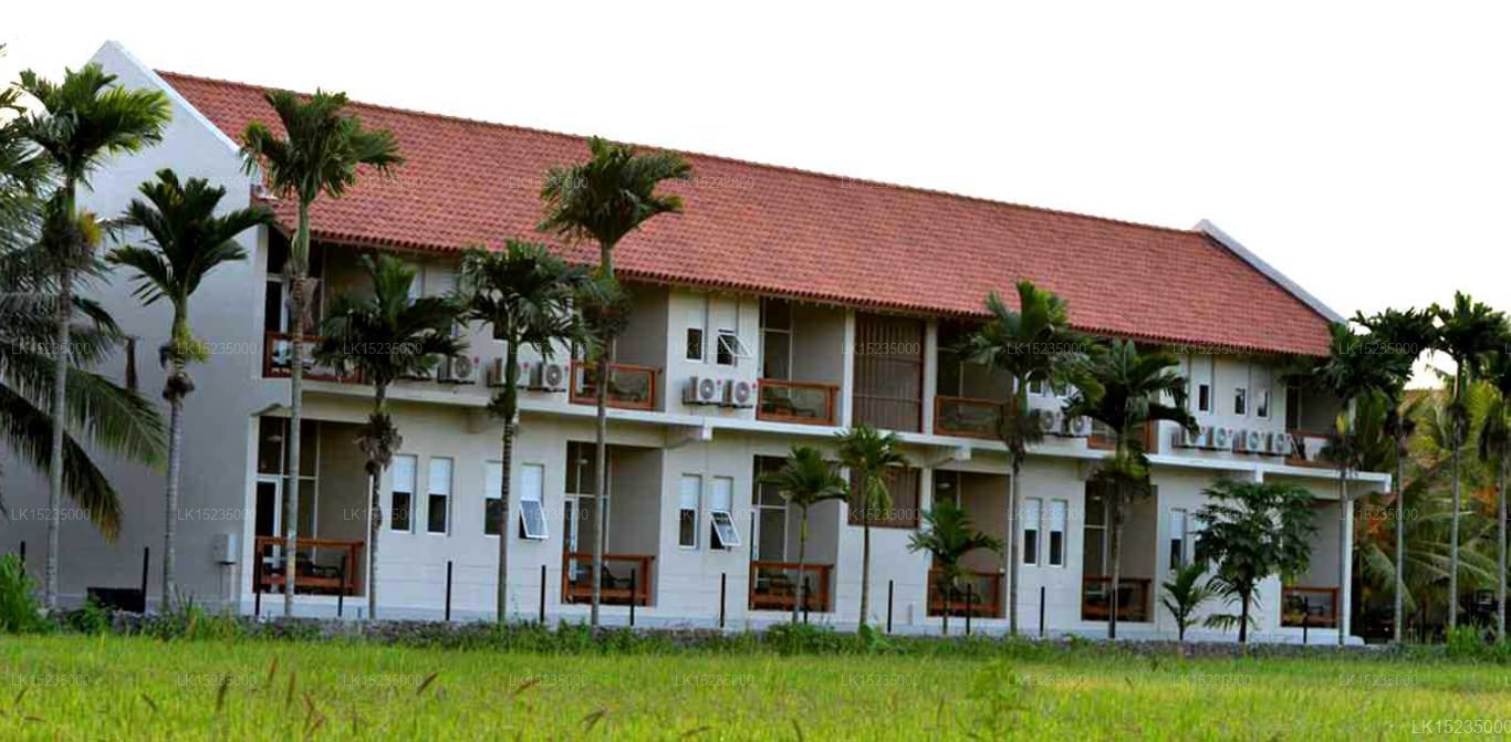 Hotel Sinharagama Resort & Spa