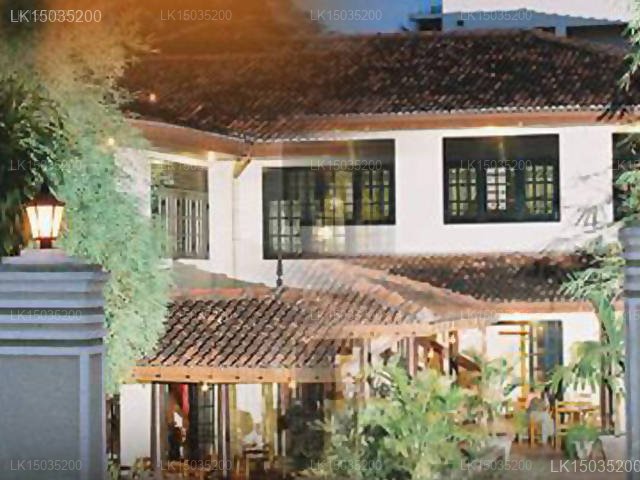 Hotel Randiya