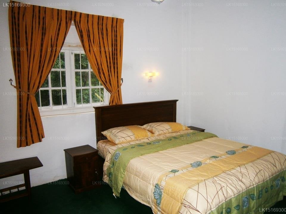 Surrey Bird Sanctuary & Holiday Resort