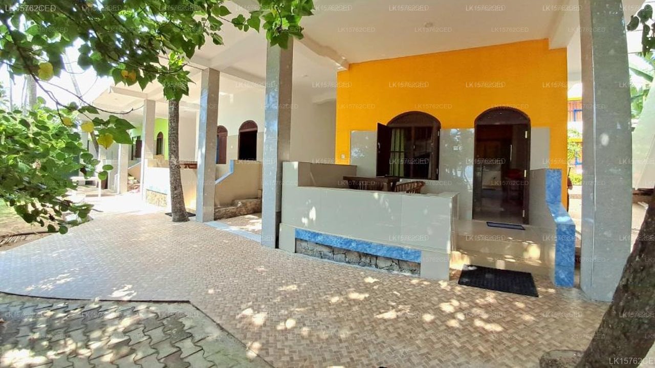 Jaga Bay Resort