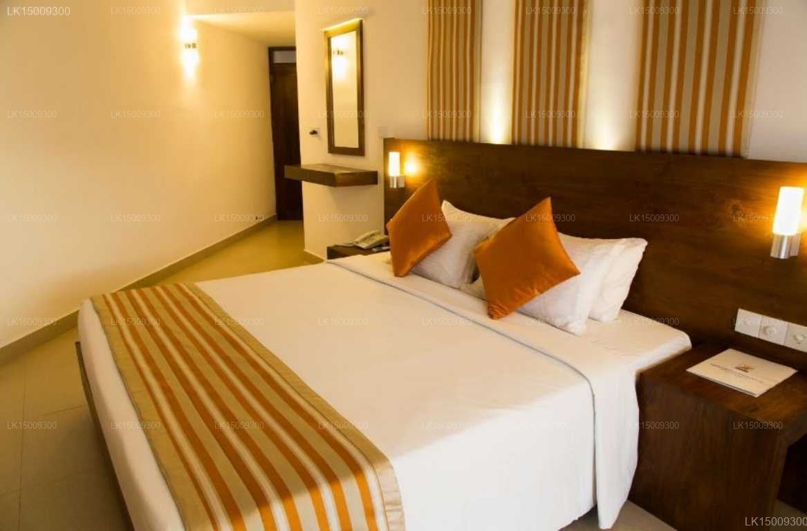 Camelot Beach Hotel