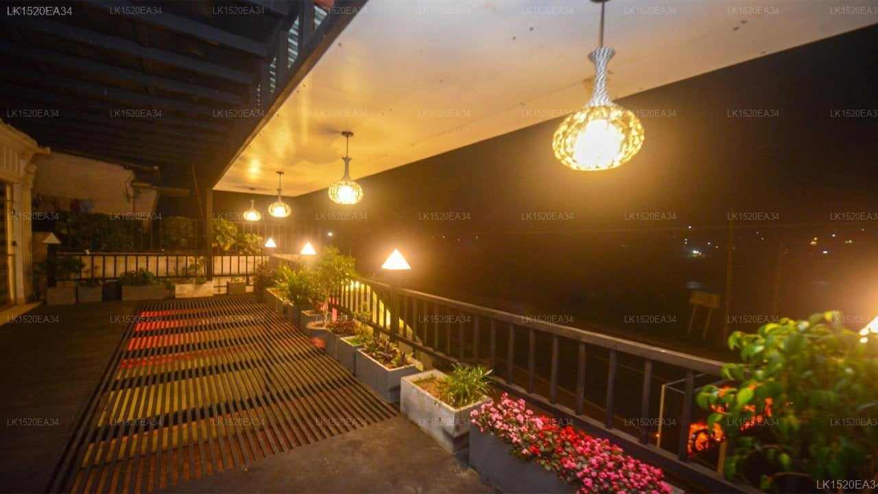Galaxy Grand Hotel