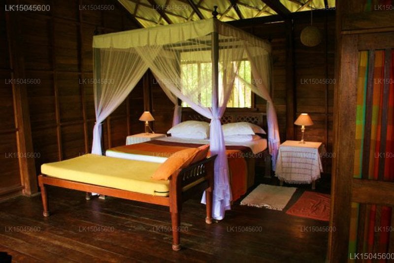 Teak House