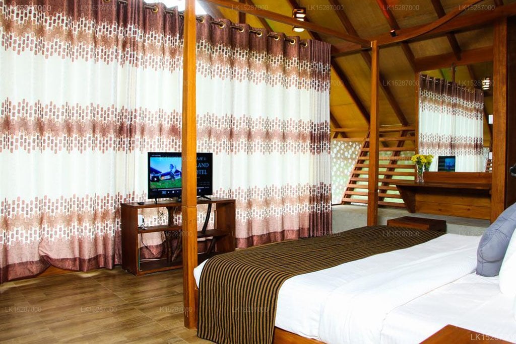 Aloft Grand Hotel