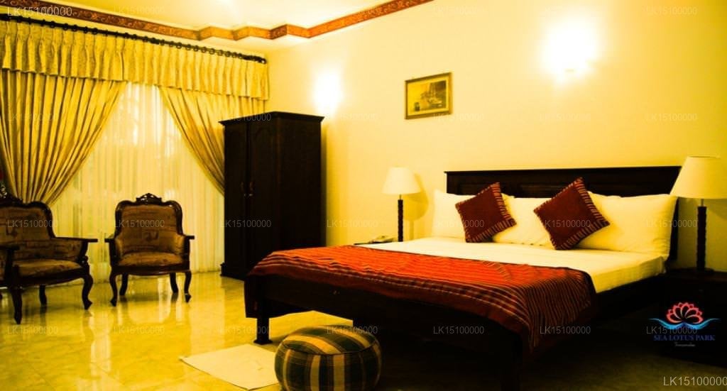 Sea Lotus Park Hotel