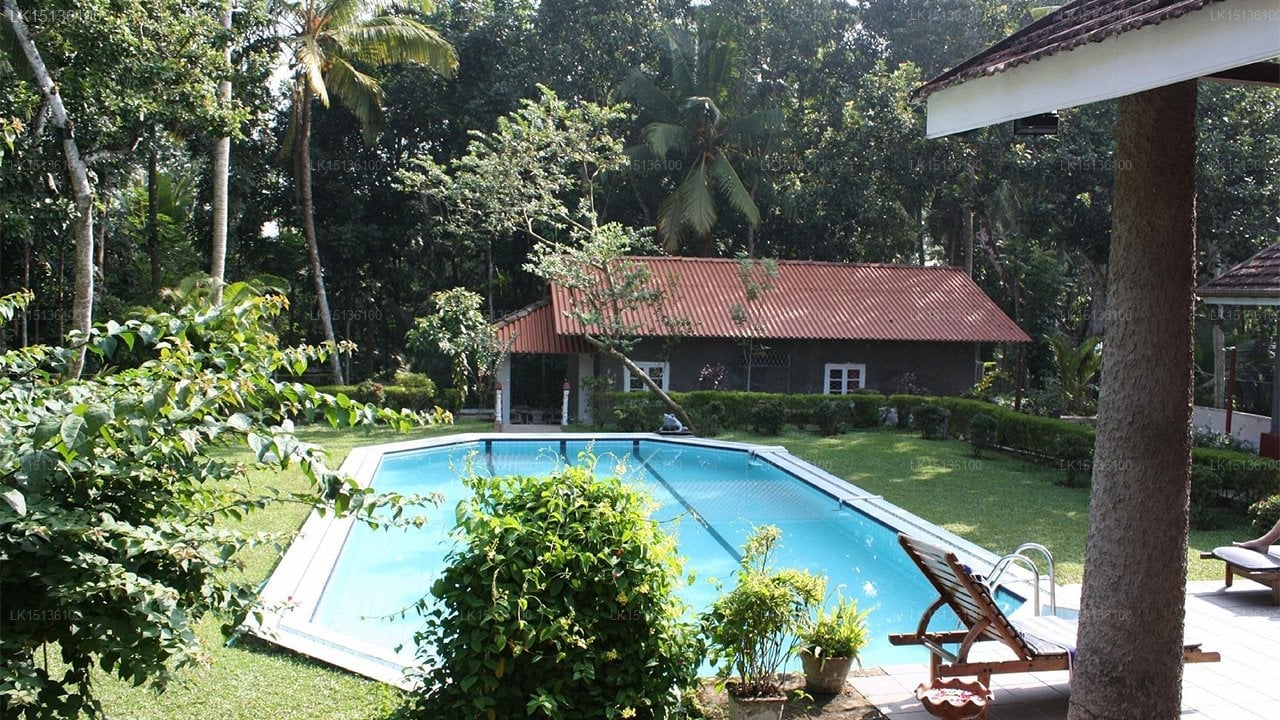 Pantiya Estate Holiday Bungalow