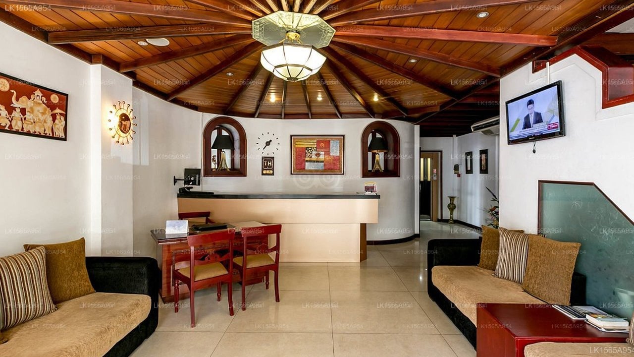 Hotel Omega Inn