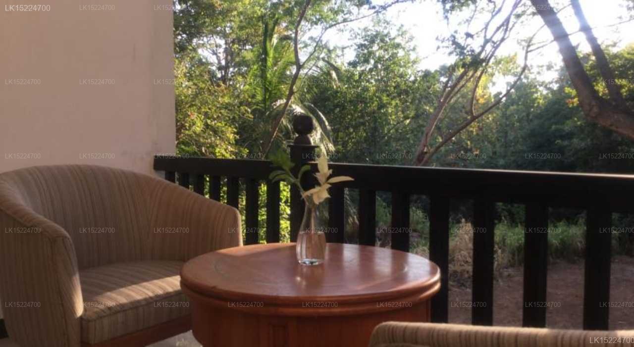 Grand Kalundawa Waterfront Resort