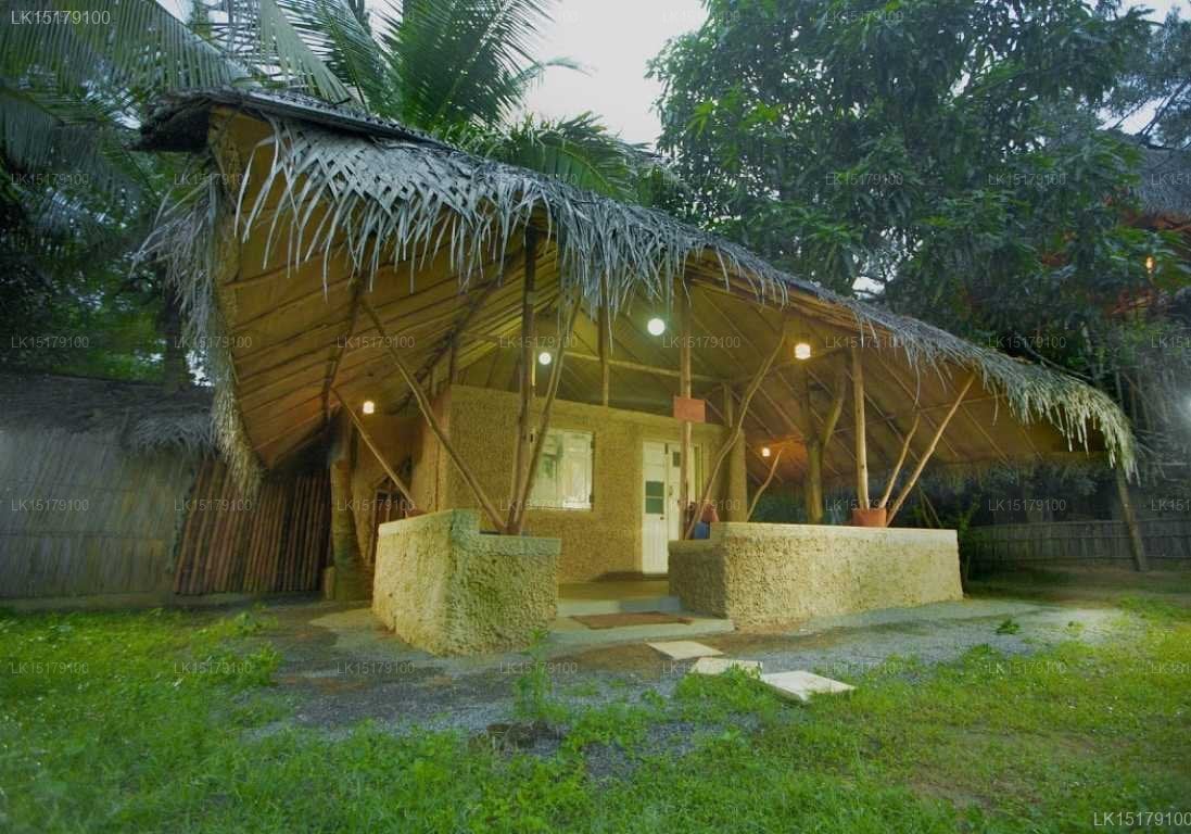 Saraii Village, Hambantota