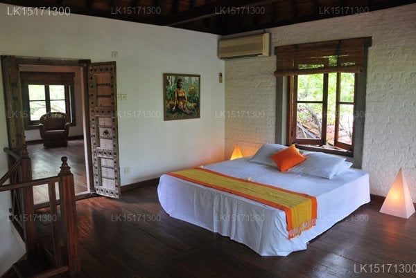 Irana Villa