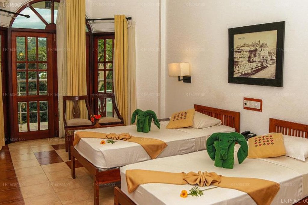 Senani Hotel