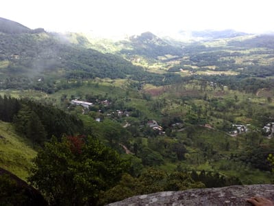 Hanthana Mountain Range